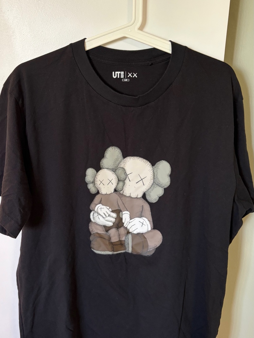 Uniqlo Black UT Logo Graphic Crewneck Tee